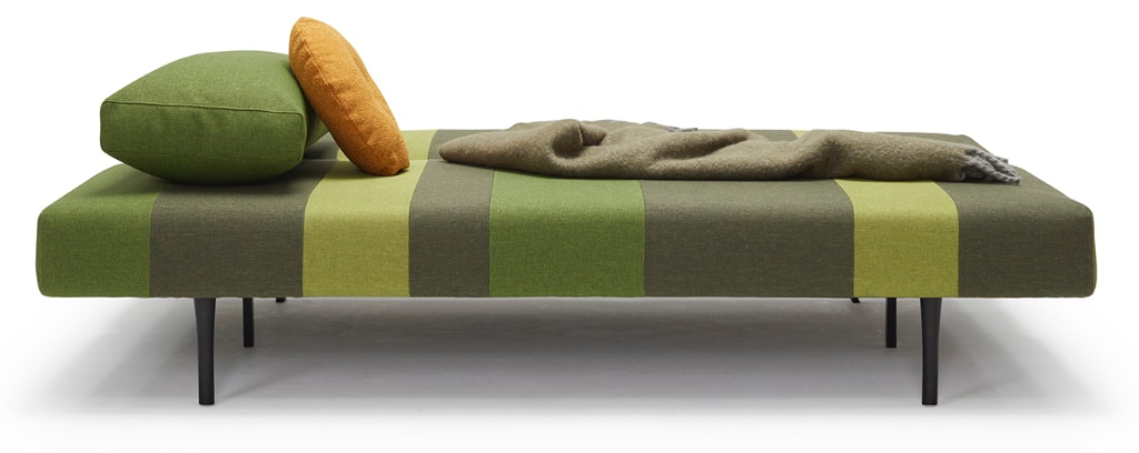 Conlix bäddsoffa, klädd i tyg Patchwork Green, som säng