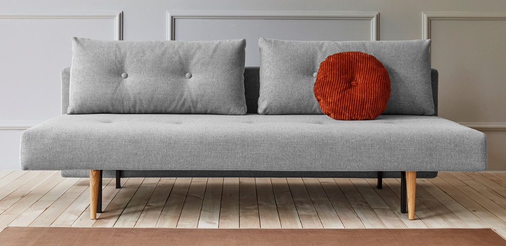 Recast bäddsoffa, klädd i tyg 590 Micro Check Grey, som soffa